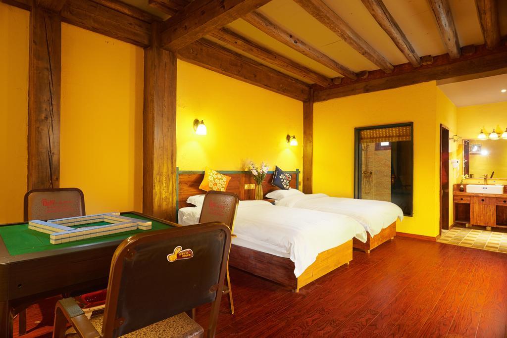 Jiumi Snow Mountain Original Art Hotel Shangri-La Exterior foto