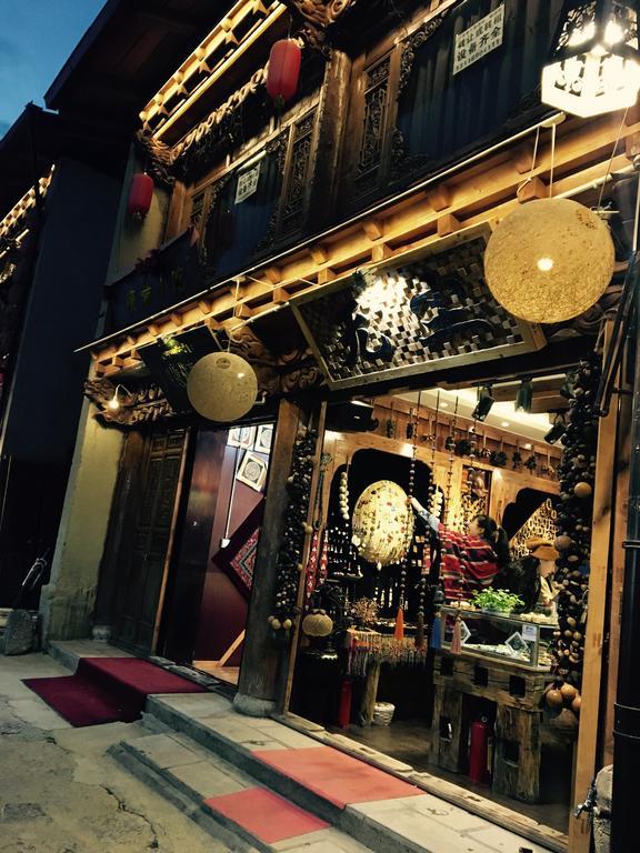 Jiumi Snow Mountain Original Art Hotel Shangri-La Exterior foto