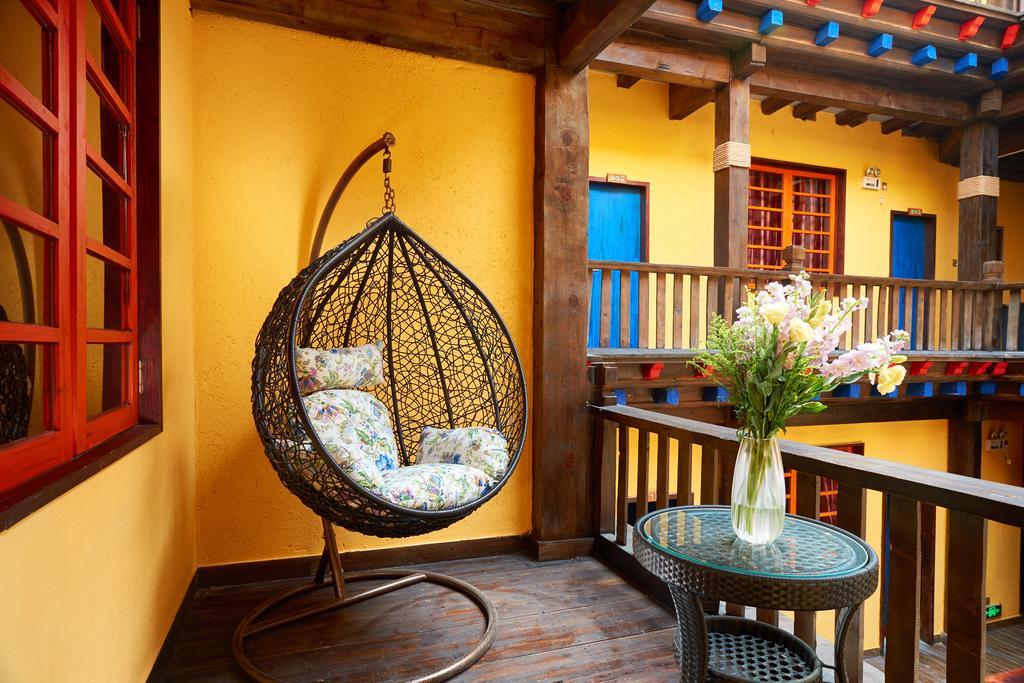 Jiumi Snow Mountain Original Art Hotel Shangri-La Exterior foto